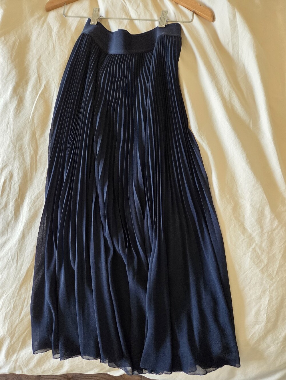 Wilfred Aritzia Twirl Skirt In Navy Blue Size Small